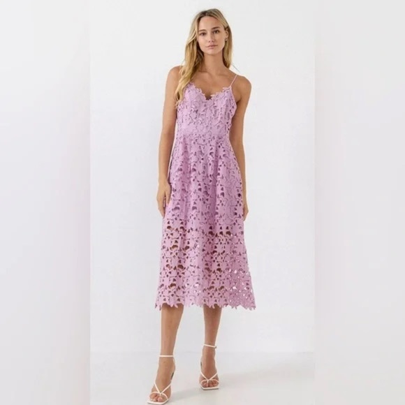 Astr Dresses & Skirts - ASTR Dress Women Extra Small Purple Lace Midi Romantic Feminine Floral Fairy